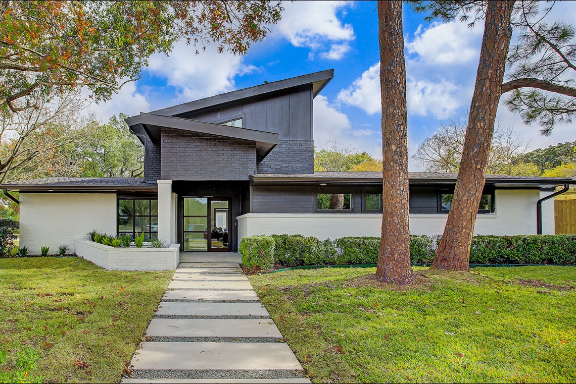 3303 Stoney Brook Drive